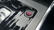 Jaguar XE 2.0 D200 R-Dynamic SE 4dr Auto Diesel Saloon